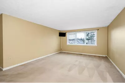 8 Fitzpatrick Cir #8, Nashua, NH 03063 - Photo 20