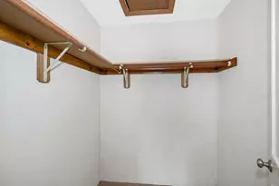 8 Fitzpatrick Cir, Nashua, NH 03063 - Photo 22