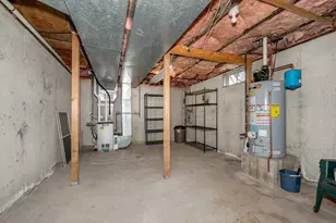 8 Fitzpatrick Cir, Nashua, NH 03063 - Photo 40