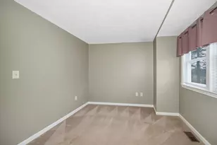 8 Fitzpatrick Cir, Nashua, NH 03063 - Photo 28
