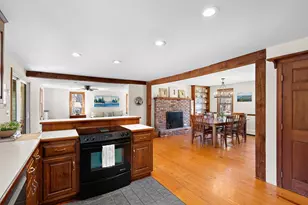 212 Taylor Rd, Stow, MA 01775 - Photo 10