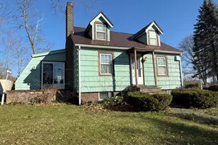 3 Ferry Rd, Haverhill, MA 01835 - Photo 2