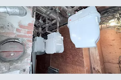 1634 N Shore Rd, Revere, MA 02151 - Photo 30