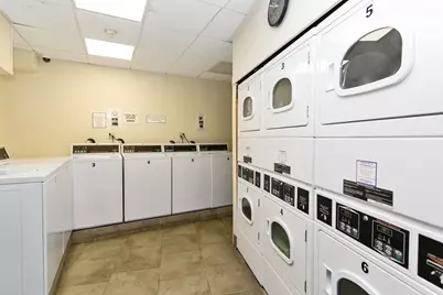 12 Stoneholm #426, Boston, MA 02115 - Photo 14