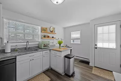 24 Shirley Ln, Shrewsbury, MA 01545 - Photo 4