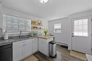 24 Shirley Ln, Shrewsbury, MA 01545 - Photo 4