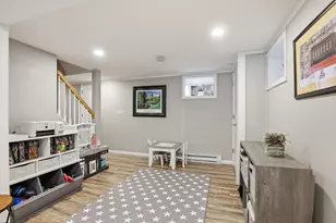 206 Russell St, Woburn, MA 01801 - Photo 30