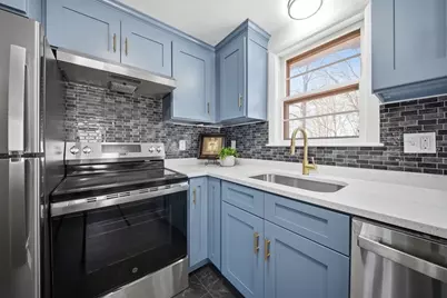 9 Olympia Ave, Woburn, MA 01801 - Photo 4