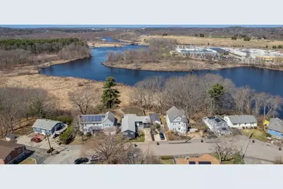 243 Riverside Dr, Dedham, MA 02026 - Photo 16