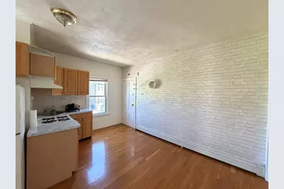 11 Snow St #2R, Boston, MA 02135 - Photo 2