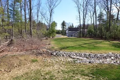 31 Lilac Ave, Bellingham, MA 02019 - Photo 38