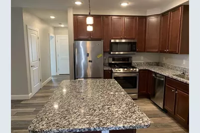 40 Ames Ave #202, Canton, MA 02021 - Photo 2