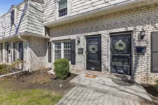102 Corey Colonial, Agawam, MA 01001 - Photo 4