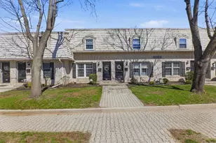 102 Corey Colonial, Agawam, MA 01001 - Photo 1