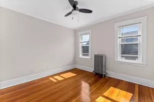 2085 Centre St, Boston, MA 02132 - Photo 26