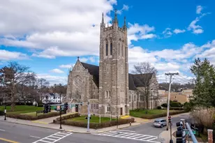 2085 Centre St, Boston, MA 02132 - Photo 32