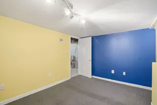 70 Norman St, Springfield, MA 01104 - Photo 18