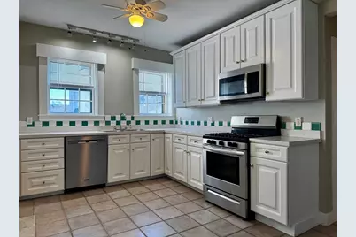 84 Washington Street #2, Marblehead, MA 01945 - Photo 4