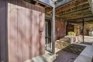 17 Albemarle St, Boston, MA 02115 - Photo 26