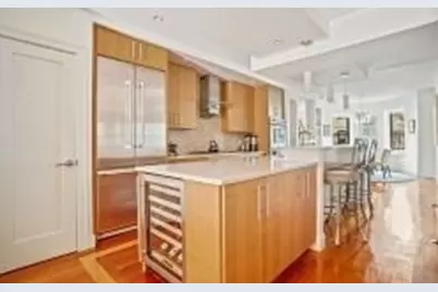 17 Albemarle St #1, Boston, MA 02115 - Photo 6