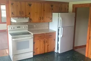 421 N East St, Amherst, MA 01002 - Photo 2