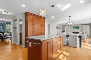 30 Alprilla Farm Rd, Hopkinton, MA 01748 - Photo 6