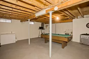 93 Pendleton Ave, Springfield, MA 01109 - Photo 30