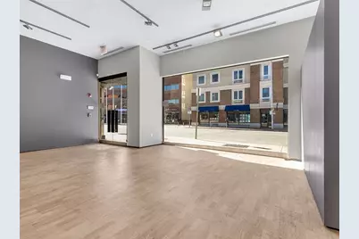 999 Massachusetts Ave #Right, Cambridge, MA 02138 - Photo 2