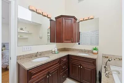 98-100 Lexington Street #100, Newton, MA 02466 - Photo 22