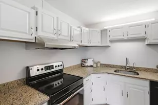 314 Riverside Ave, Medford, MA 02155 - Photo 10