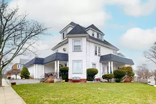 100 Sargent St, Winthrop, MA 02152 - Photo 2