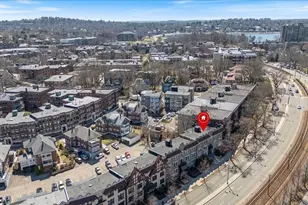 1742 Commonwealth Ave, Boston, MA 02135 - Photo 30