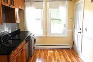 1742 Commonwealth Ave, Boston, MA 02135 - Photo 10