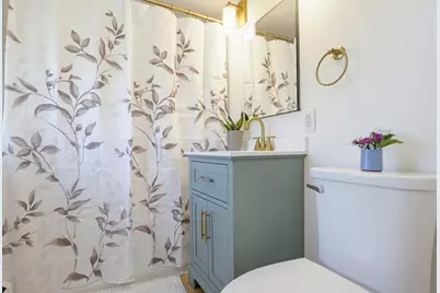 142 Whiting St, Lunenburg, MA 01462 - Photo 12