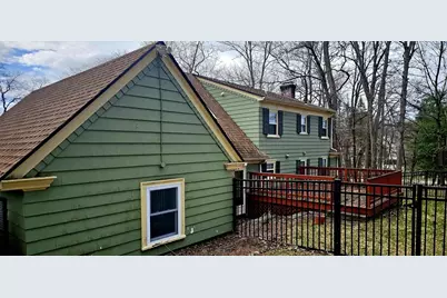 9 Howe Ave, Shrewsbury, MA 01545 - Photo 2