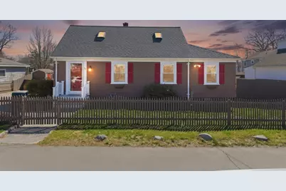 52 Worthen St, Swansea, MA 02777 - Photo 2