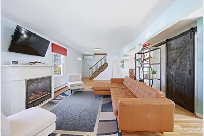 52 Worthen St, Swansea, MA 02777 - Photo 10