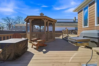 52 Worthen St, Swansea, MA 02777 - Photo 32