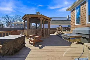 52 Worthen St, Swansea, MA 02777 - Photo 32