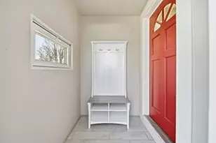 52 Worthen St, Swansea, MA 02777 - Photo 4