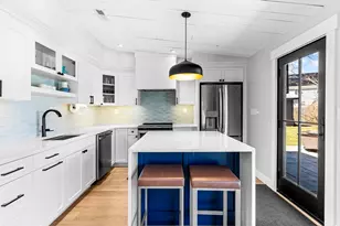 10 Knollwood Dr, Falmouth, MA 02536 - Photo 4