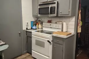 47 Keith St, Springfield, MA 01108 - Photo 6