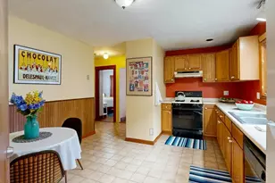 11 Sterling St, Somerville, MA 02144 - Photo 10