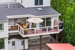 409 Haverhill St, Reading, MA 01867 - Photo 4