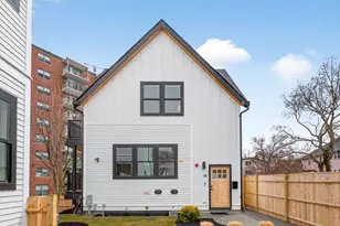 16 Hamlet St, Somerville, MA 02143 - Photo 34