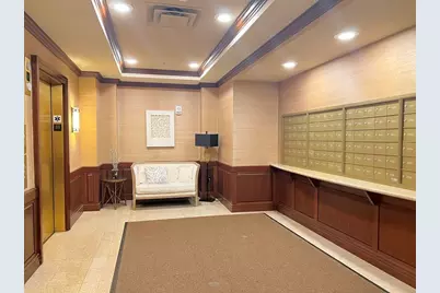 1 Nassau St #2108, Boston, MA 02111 - Photo 32