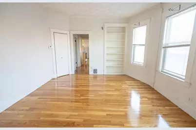 26 Pearl St #3, Somerville, MA 02145 - Photo 8