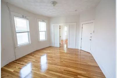 26 Pearl St #3, Somerville, MA 02145 - Photo 2