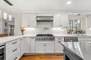4 Balsam Dr, Beverly, MA 01915 - Photo 6