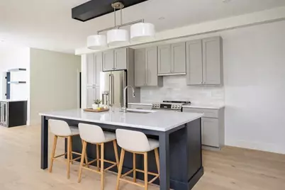 21 Tanglewood Road #2, Boston, MA 02124 - Photo 2